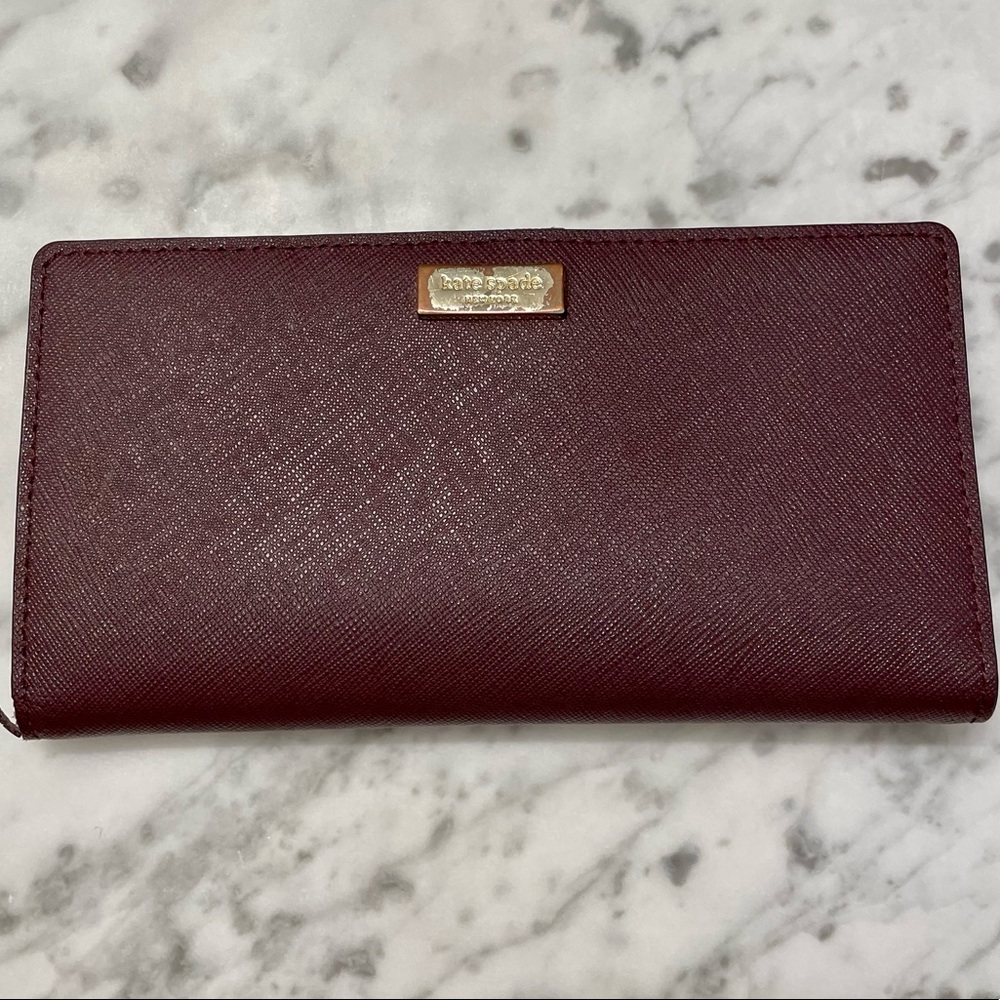 Kate Spade Slim Bifold Wallet